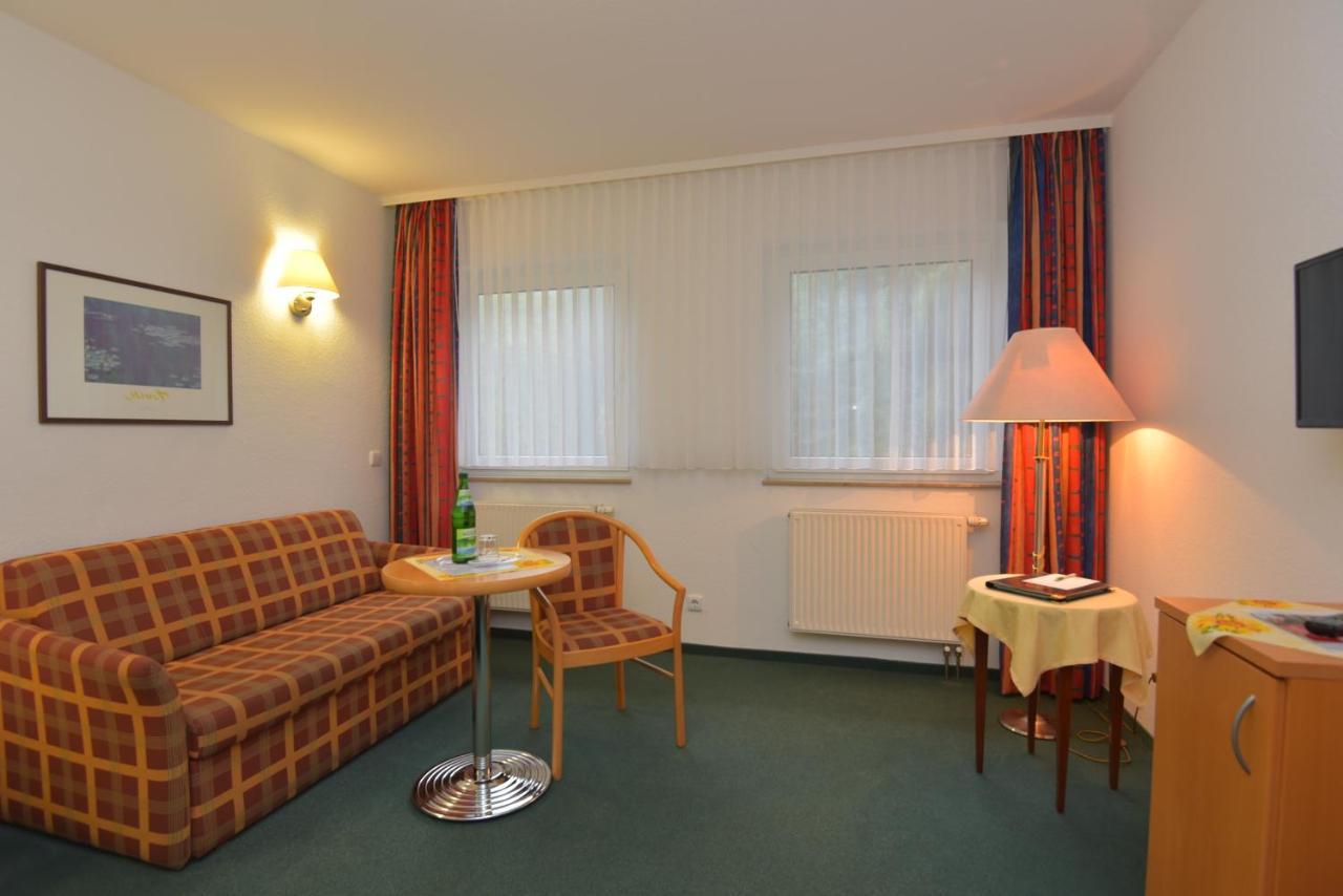 Elgersburg Hotel Am Wald -Garni- מראה חיצוני תמונה